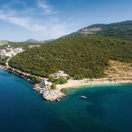 Gorgeous In With Wifi Appartement Komarna